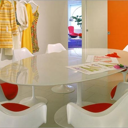 Saarinen tulip oval dining table